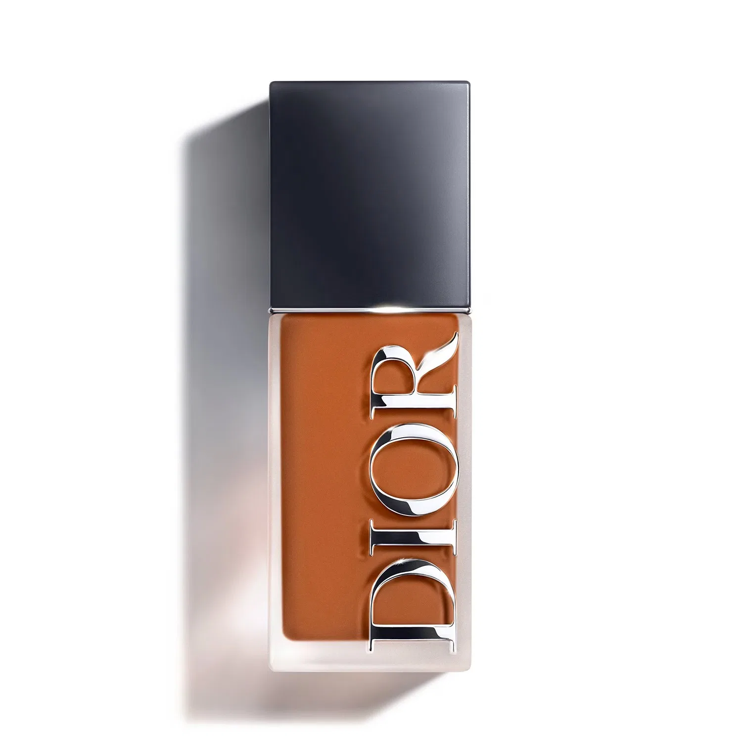 Тональная основа 30 мл с матирующим эффектом и стойкостью 24 часа DIOR, 6.5 Neutral