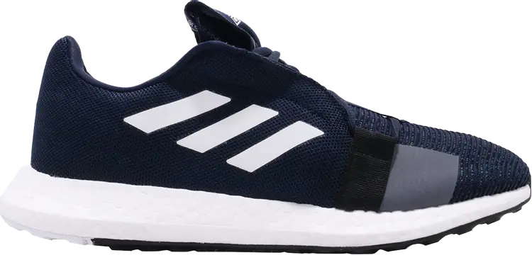 

Кроссовки Adidas SenseBoost Go 'Navy', синий