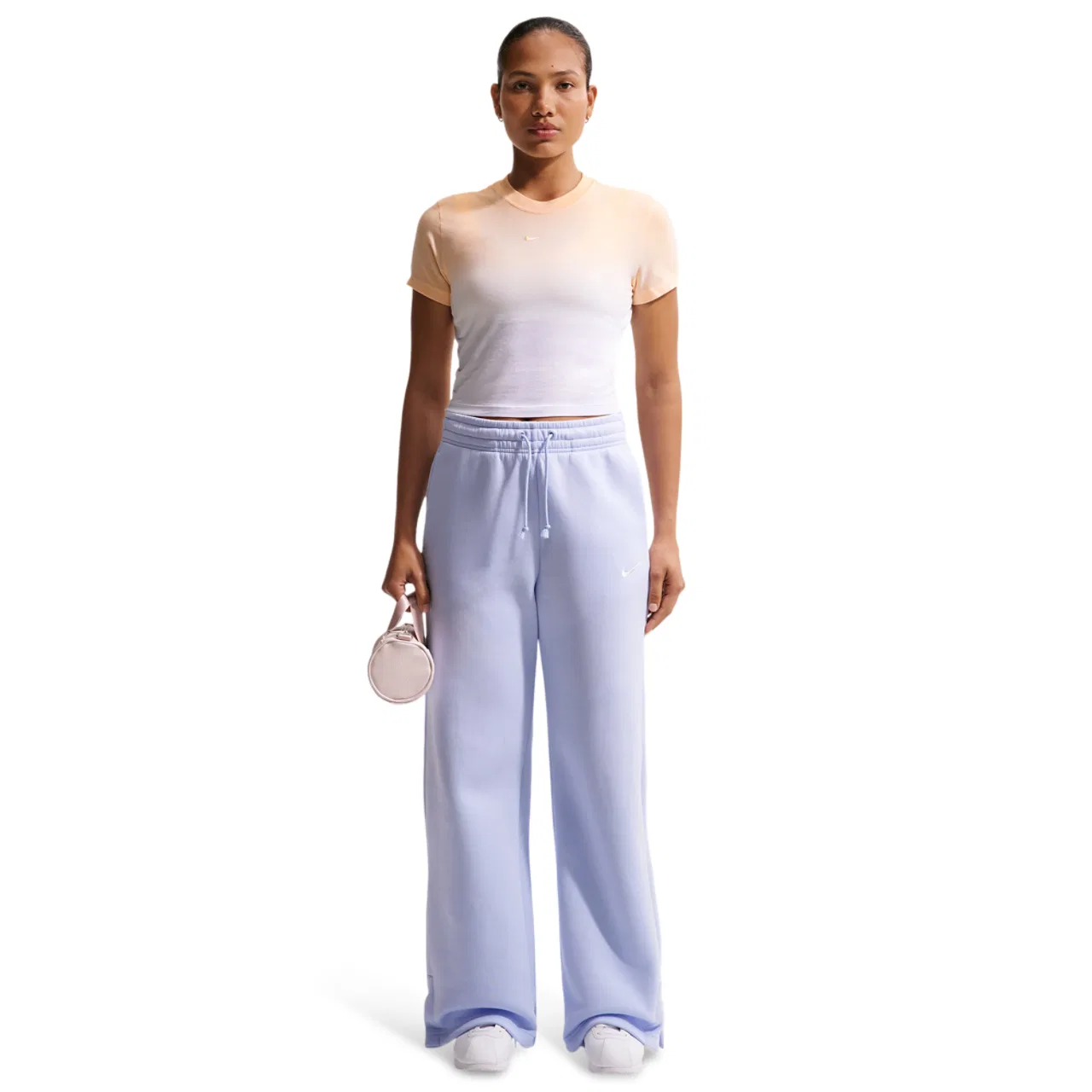 Женская футболка Chill Crop PNX Dip Dye Nike, цвет Ice Peach/White — фото 4