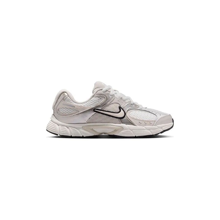 Кроссовки для мальчика с повседневным дизайном Nike V5 RNR GS, Белый