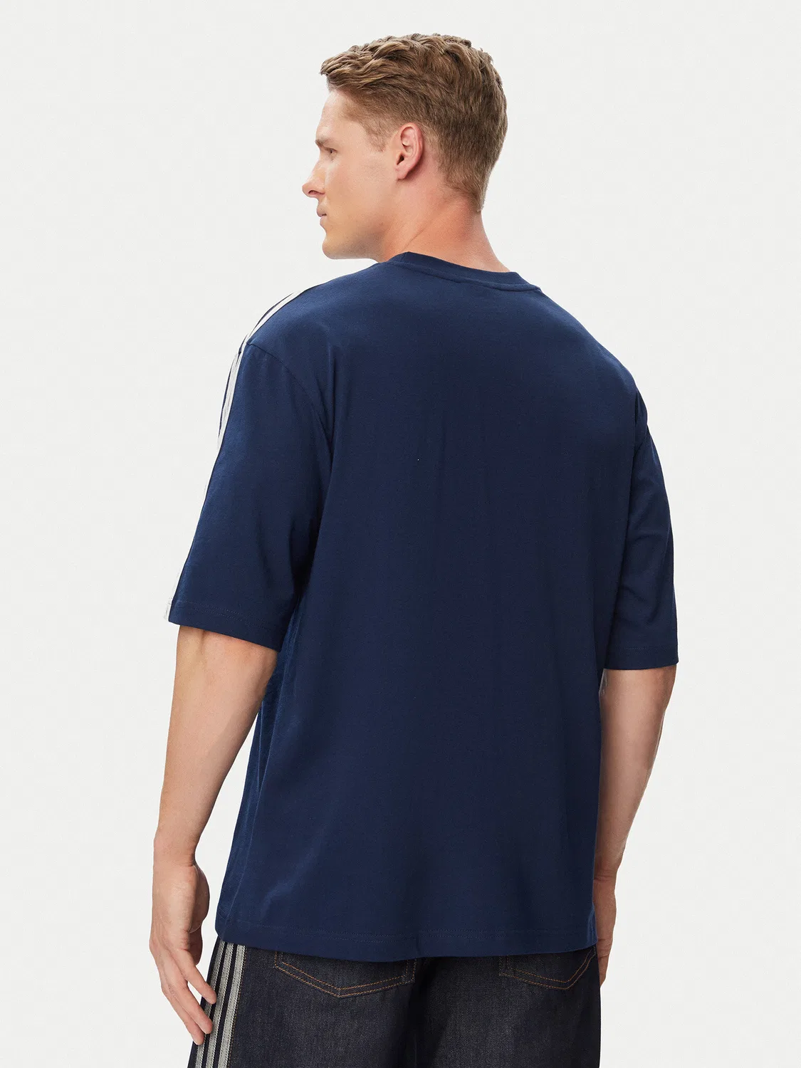 Мужская футболка оверсайз Adicolor Oversized Tee Adidas, темно-синий — фото 3