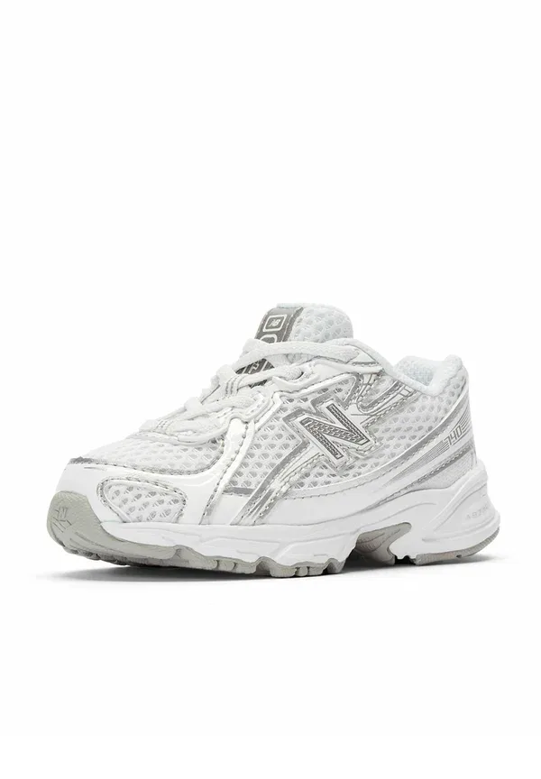 Кроссовки дышащие 740 New Balance, белый серый — фото 2