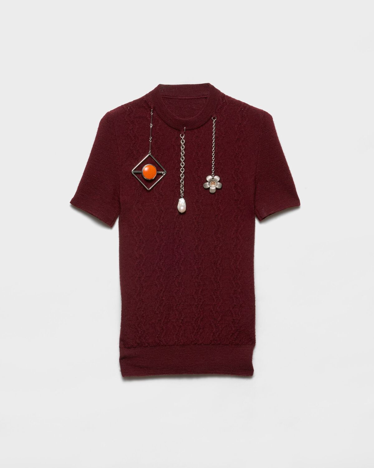 

Шерстяной свитер с короткими рукавами и подвесками Prada, бордовый