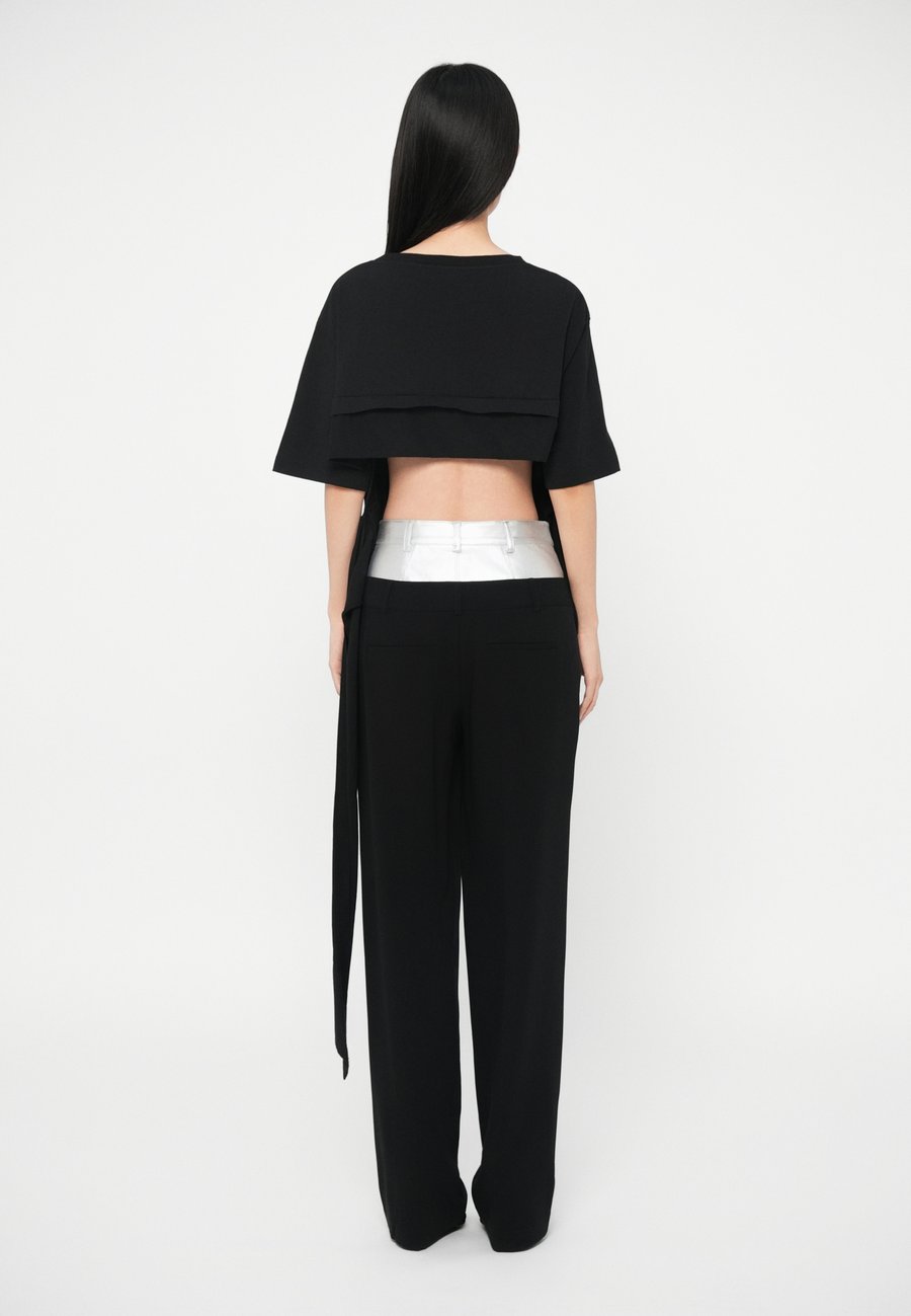 Футболка Dsquared2 CROPPED FIT TEE, Black — фото 3
