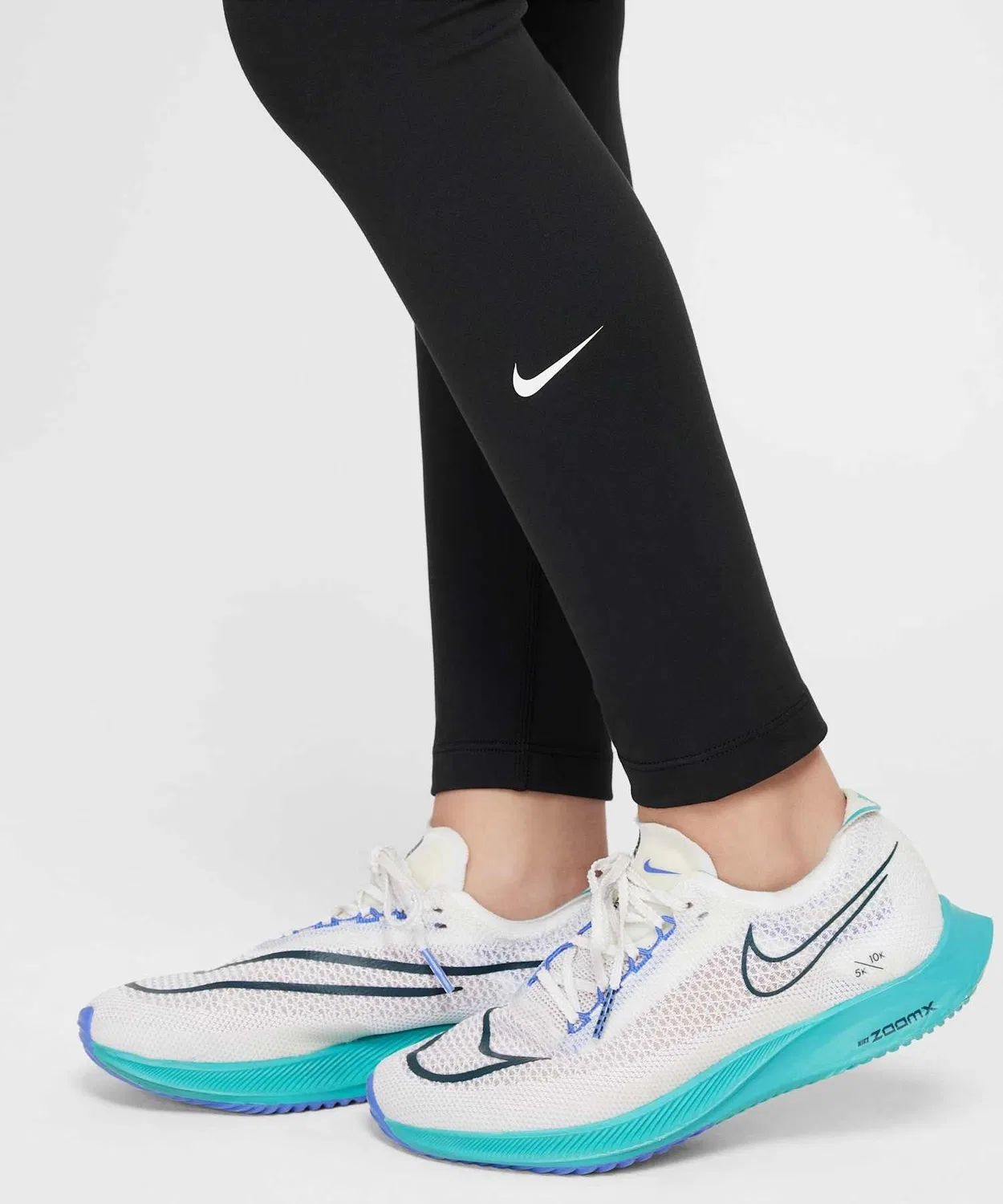 Леггинсы Nike One Dri-FIT для девочек, высокие, чёрные — фото 4