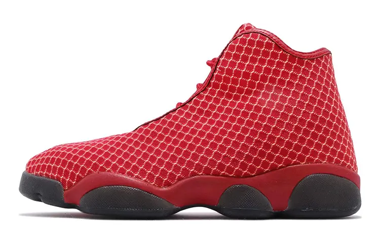 

Винтажные баскетбольные кроссовки Jordan Horizon для женщин