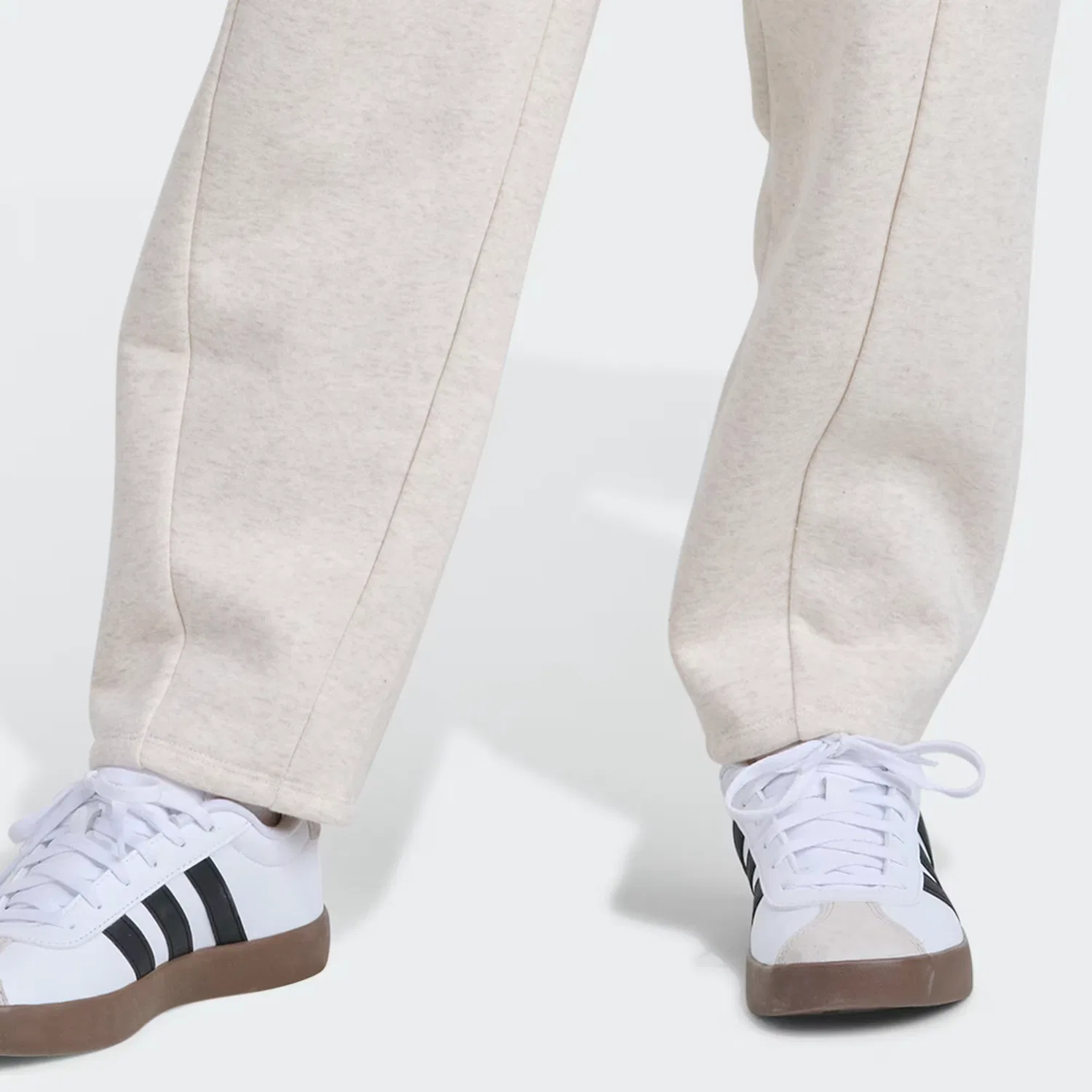 Детские брюки с бочкообразными штанинами Adidas Sportswear, белый меланж — фото 4
