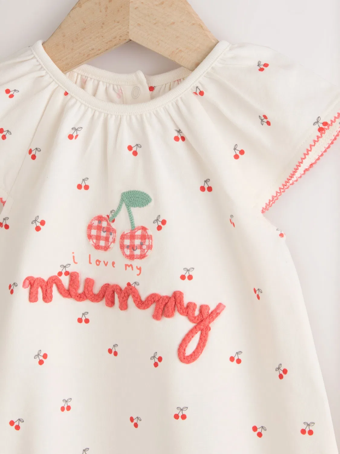 Ромпер с вышивкой вишня, I love my Mummy Next, белый с вишневой вышивкой — фото 4