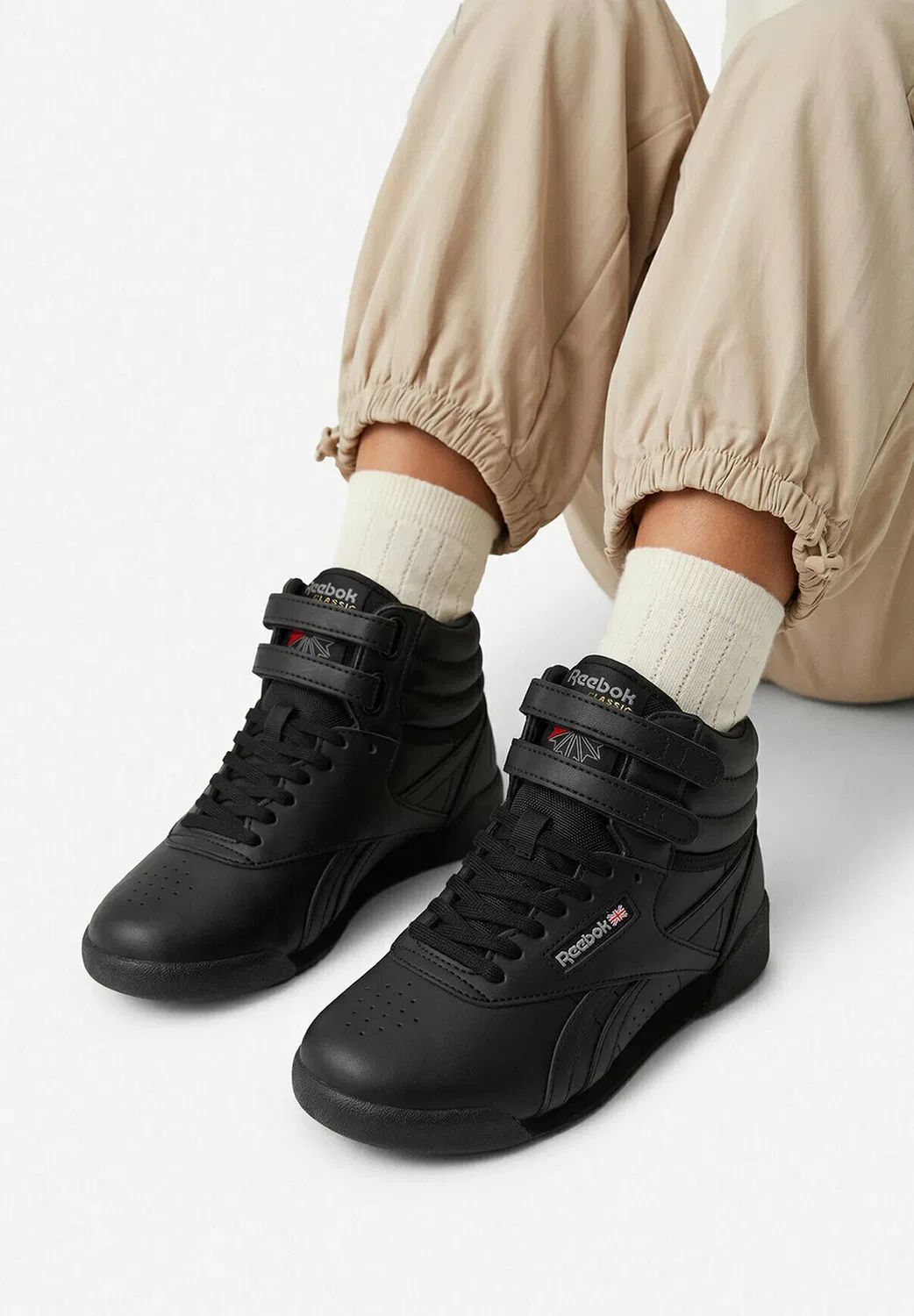 Кроссовки для девушки 5907964108641 - кроссовки для ходьбы Reebok, Black