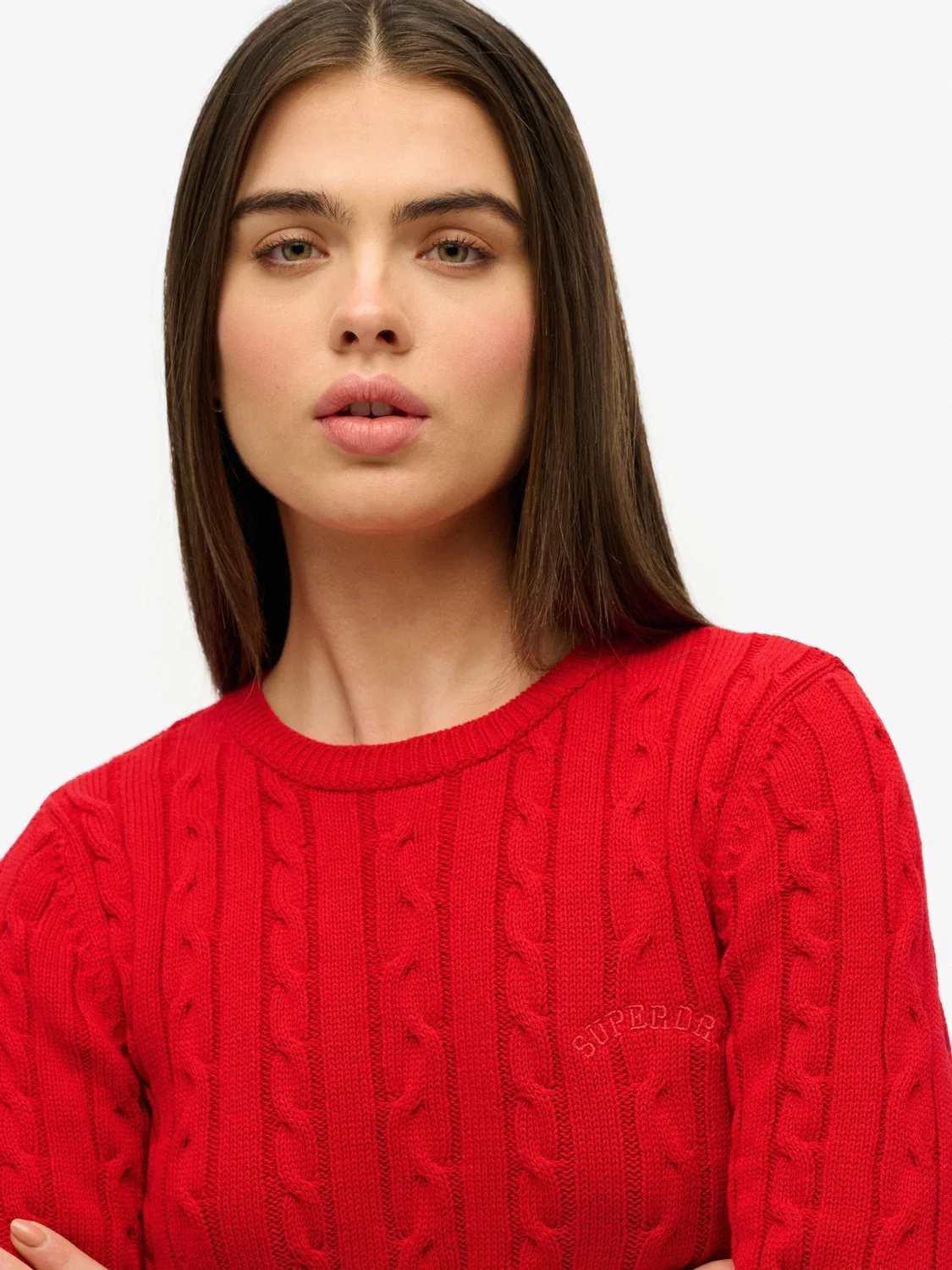 Джемпер женский с косами Superdry Red Essentials Slim Cable Knit Crew Neck Superdry, красный — фото 3
