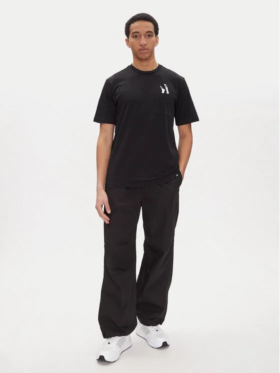 Футболка regular fit Lounge Slides Graphic Pocket Adidas, черный — фото 2