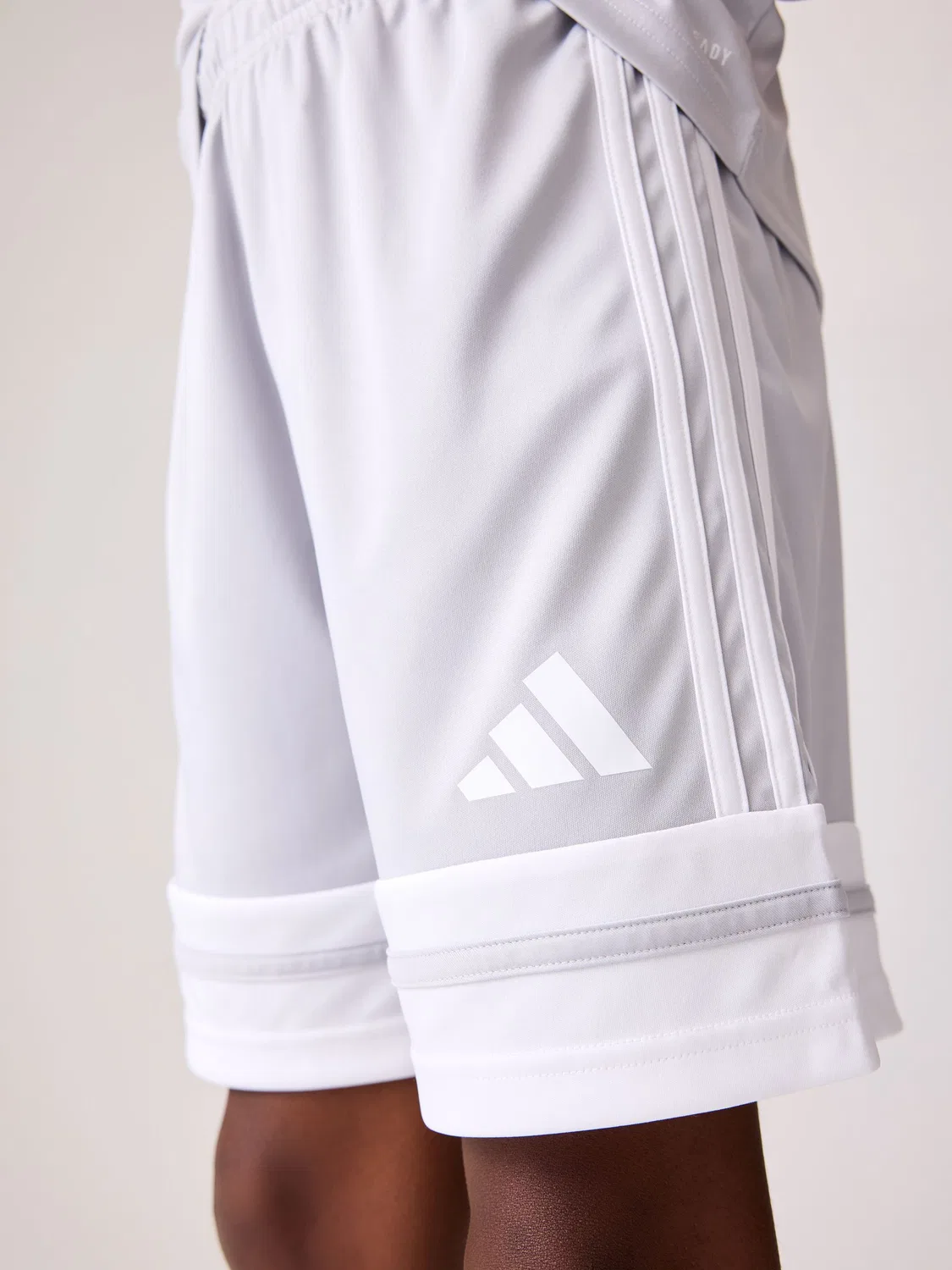Шорты Squadra 25 adidas, бело-серые — фото 4