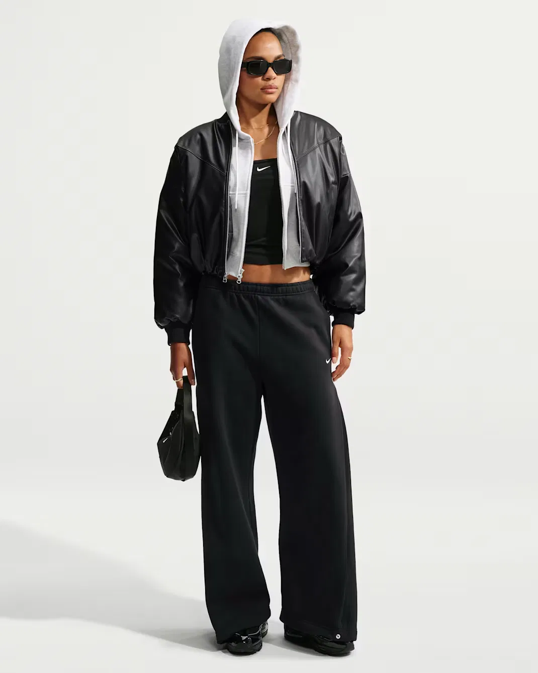 Женские свободные плиссированные брюки на кнопках Nike Studio Fleece Medium Weight, Total Black/Sail