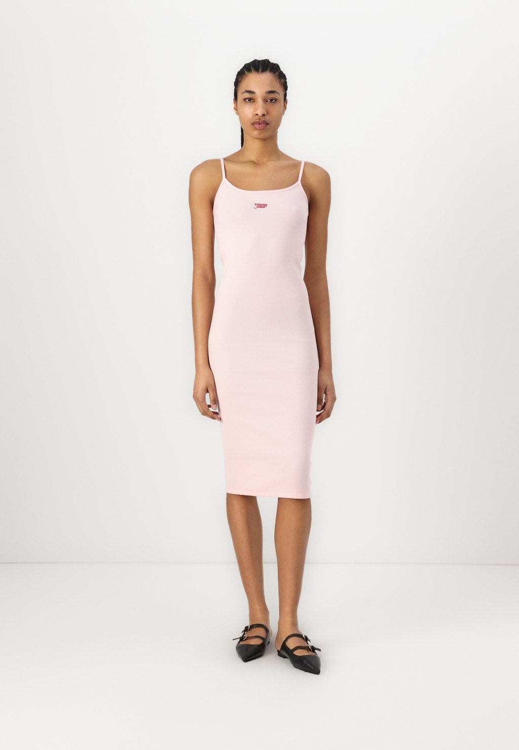 

Платье из джерси SCRIPT STRAP MIDI DRESS Tommy Jeans, розовый