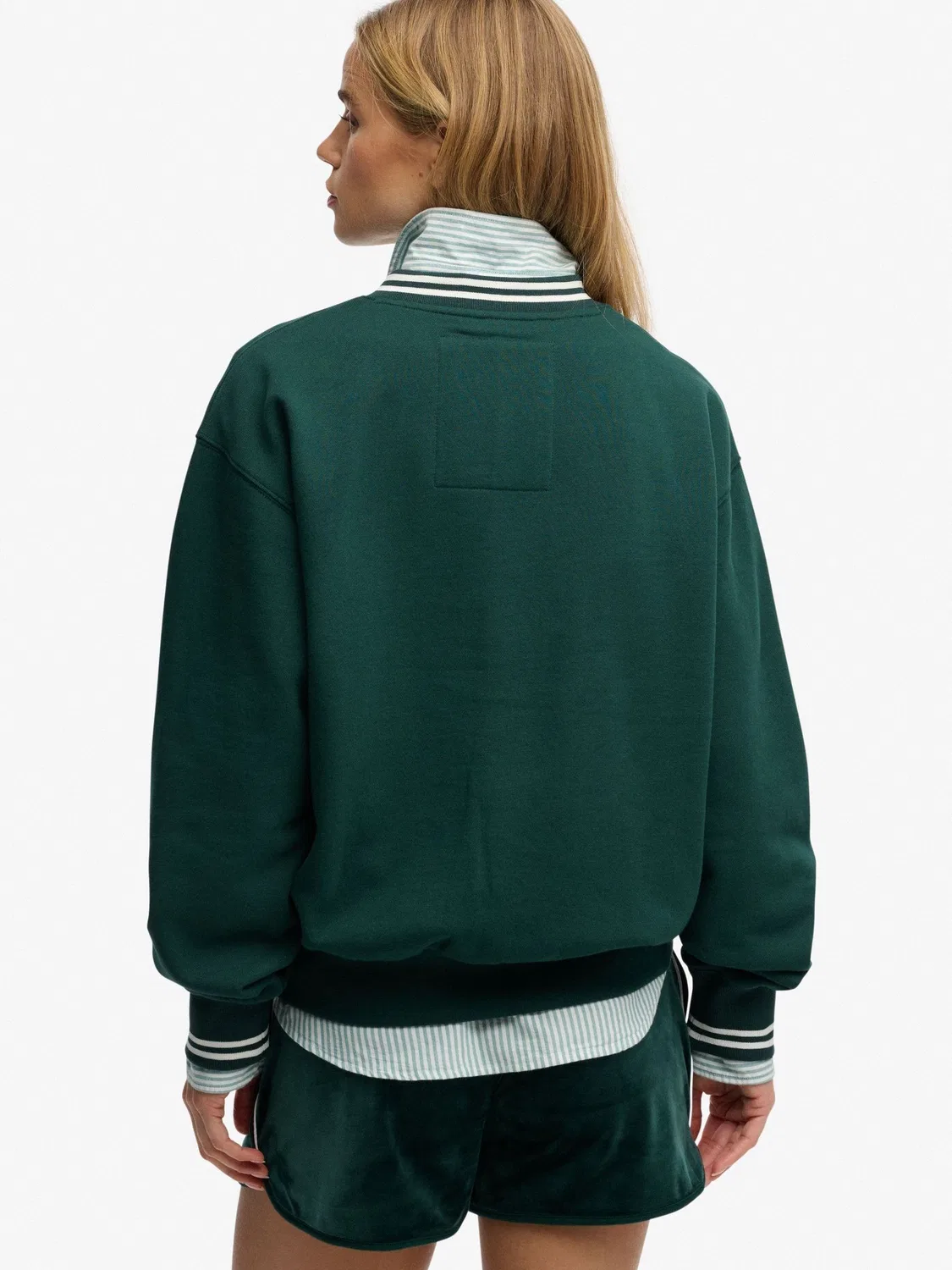 Свитшот с V-образным вырезом Country Club Loose Superdry, зеленый — фото 2