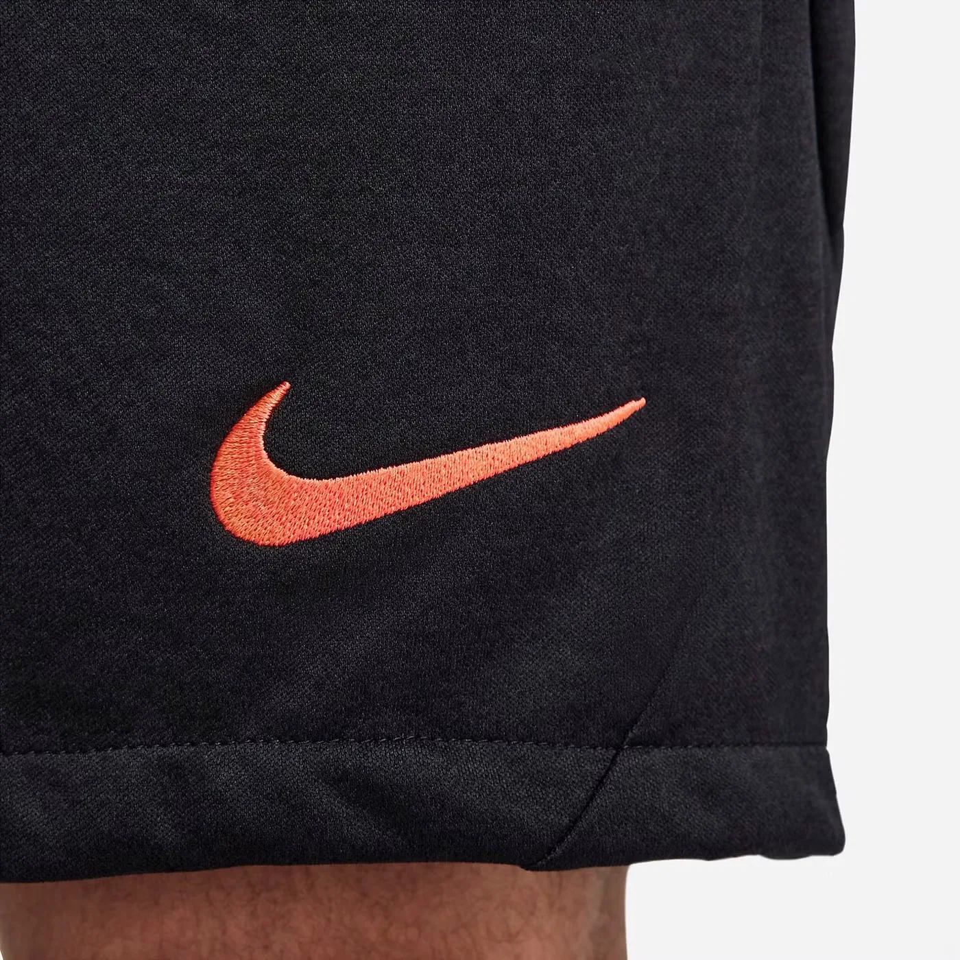 Шорты футбольные с технологией Dri-FIT Academy Nike, черный — фото 2