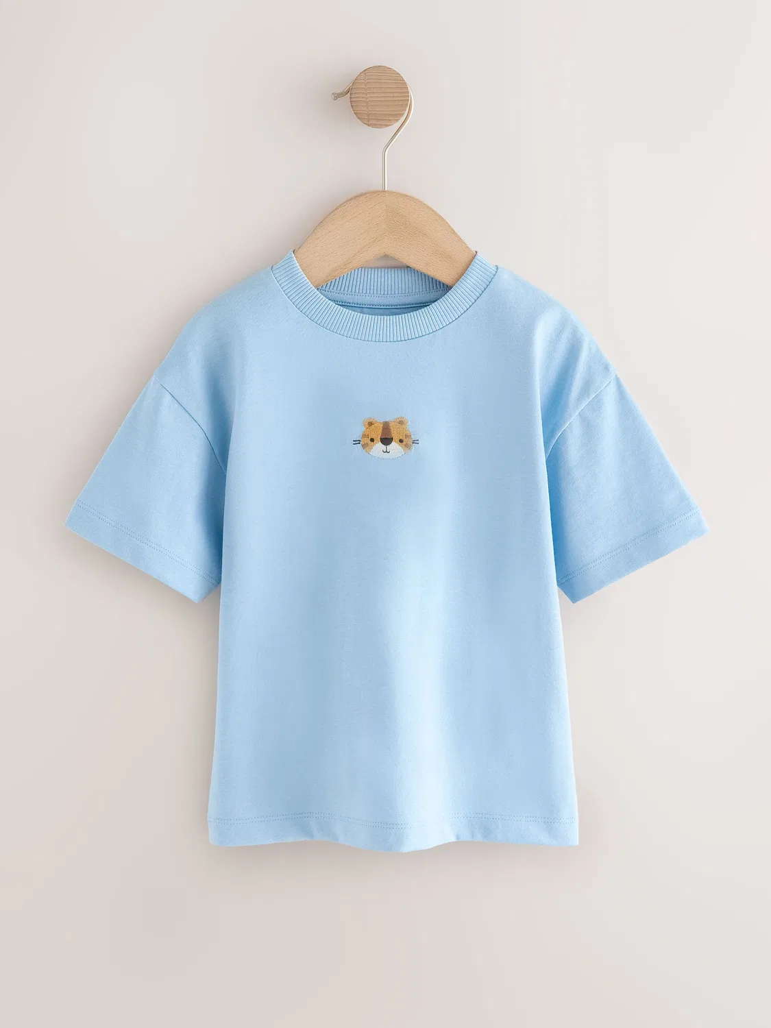 Футболка с вышивкой гоночной машины Next, Light Blue Tiger — фото 4