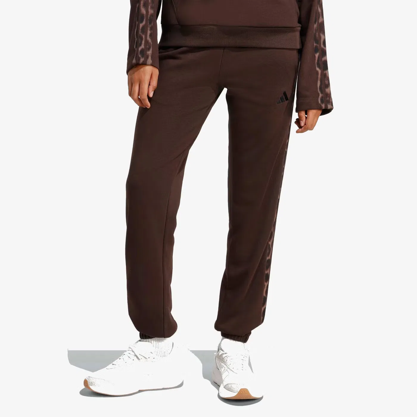 Штаны с принтом леопарда French Terry 3-Stripes Adidas, аврора кофе/мультиколор — фото 2
