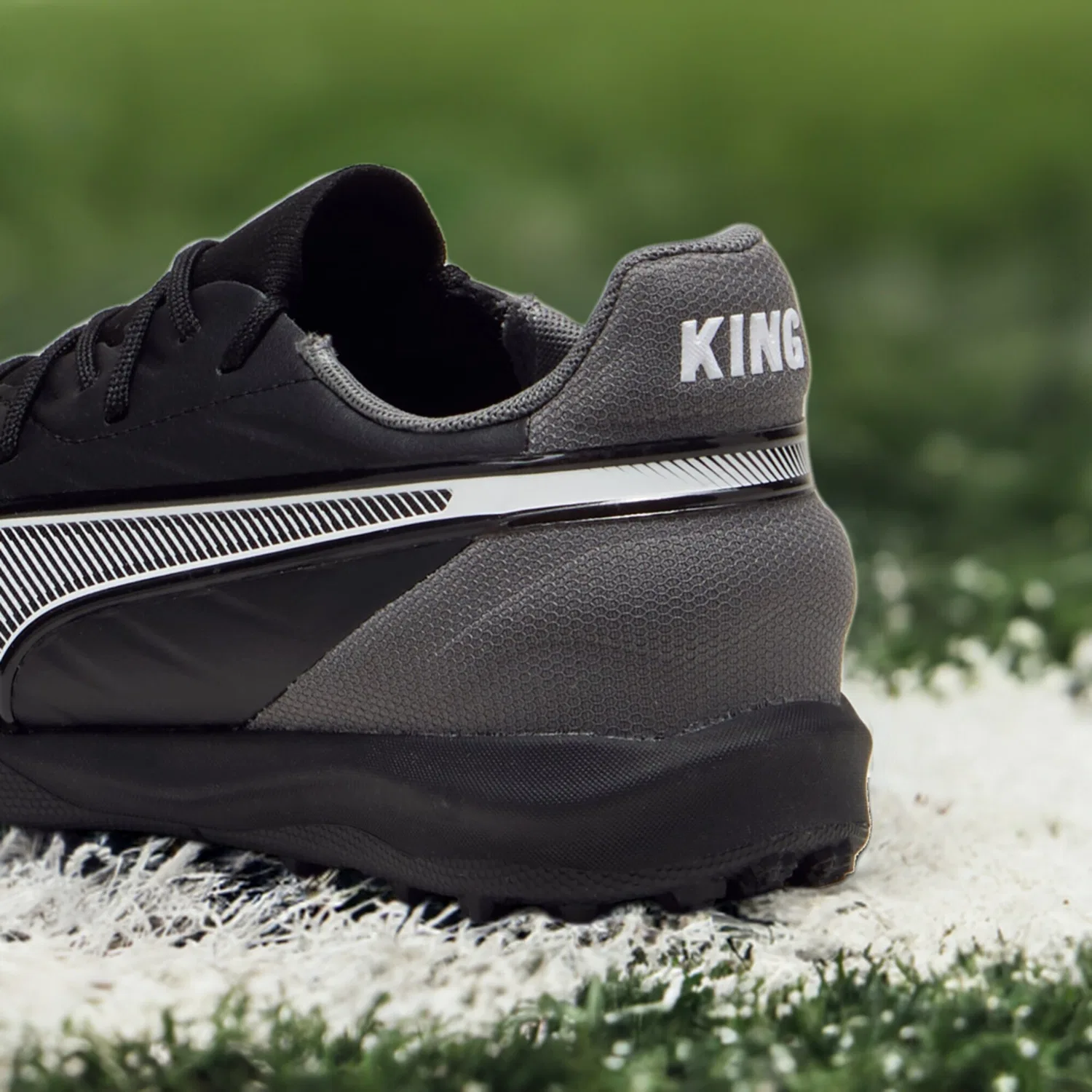 Детские футбольные бутсы с высоким дизайном PUMA, Black White Cool Dark Gray — фото 2