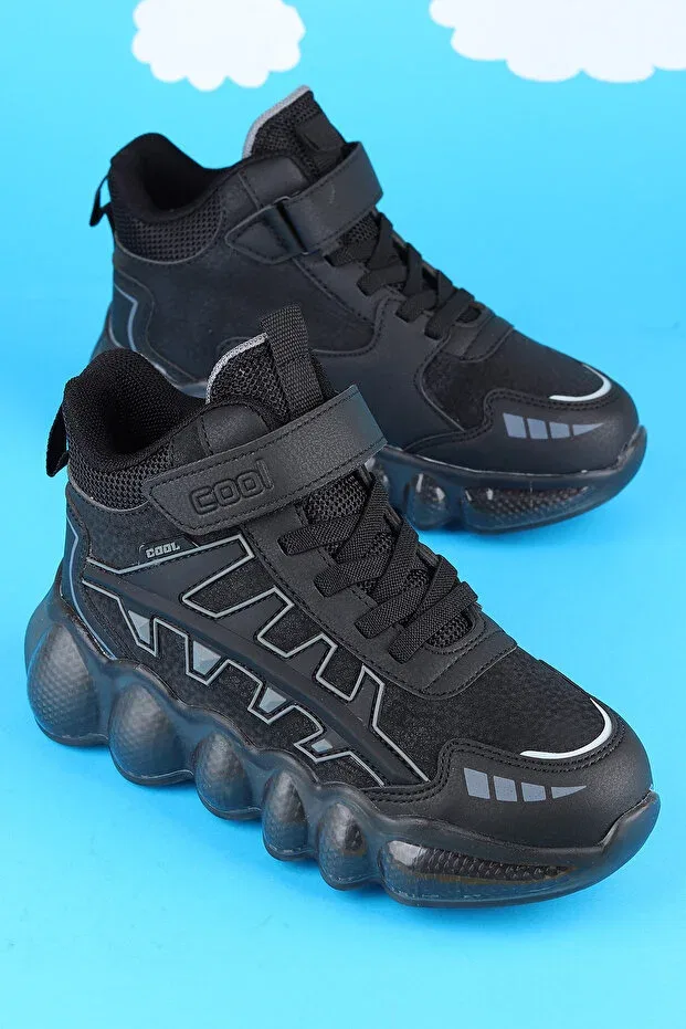 Детские ботинки для мальчиков ортопедические Ultra 2 air sole orthopedic velcro boys' boots Vojo, Black