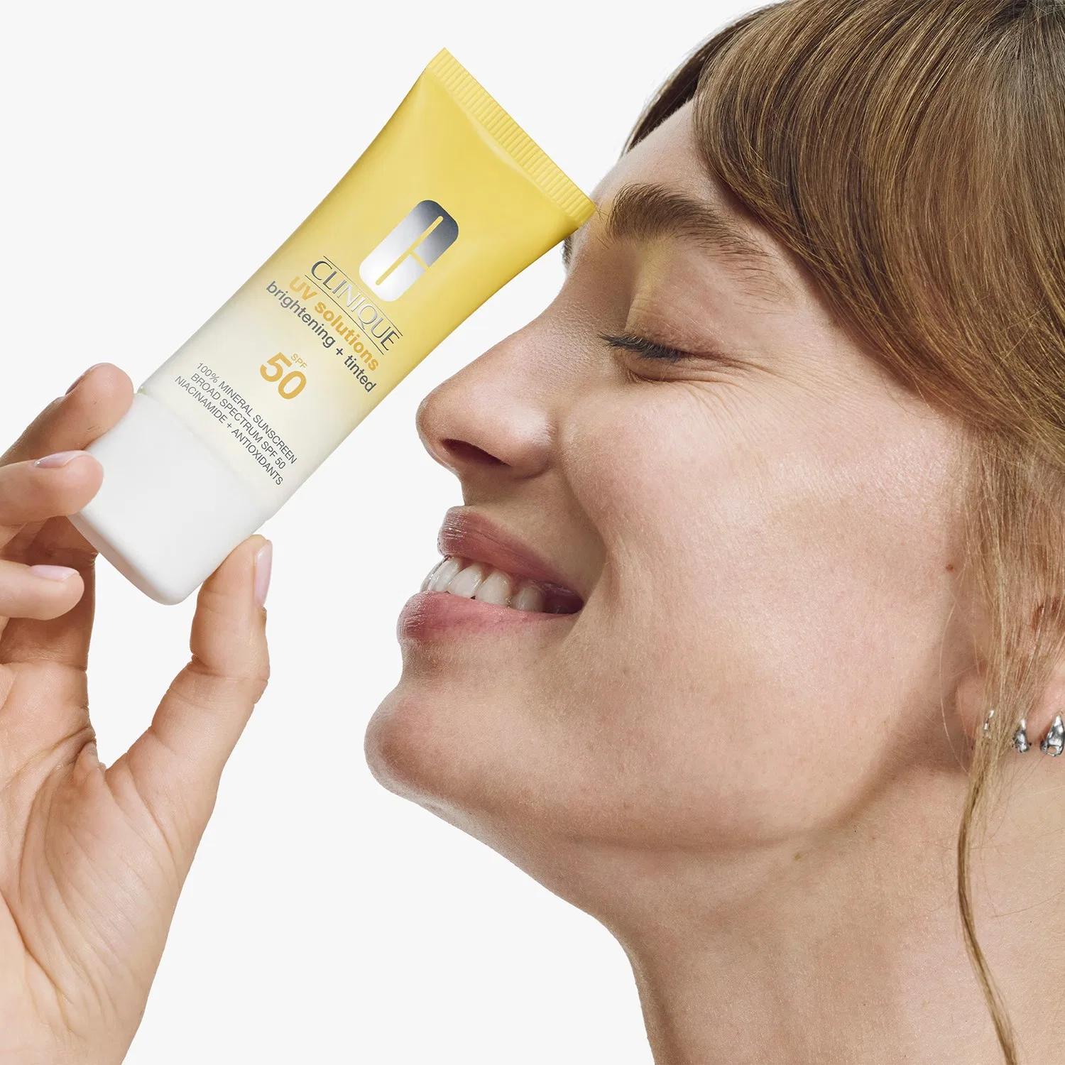Солнцезащитный тонированный крем SPF 50 40 мл CLINIQUE, Medium-Deep — фото 4