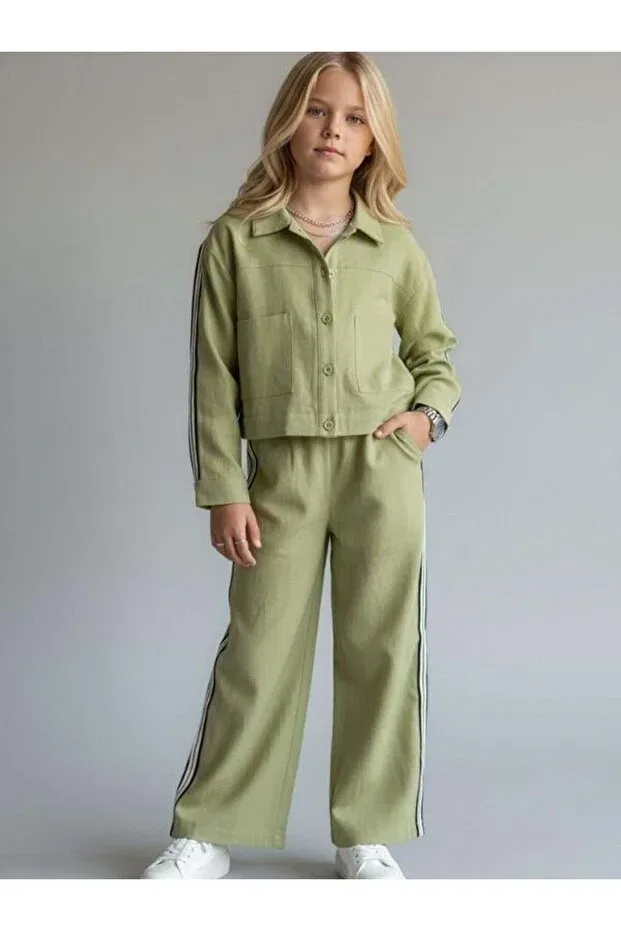 Детская полосатая куртка с декоративными пуговицами Zekids