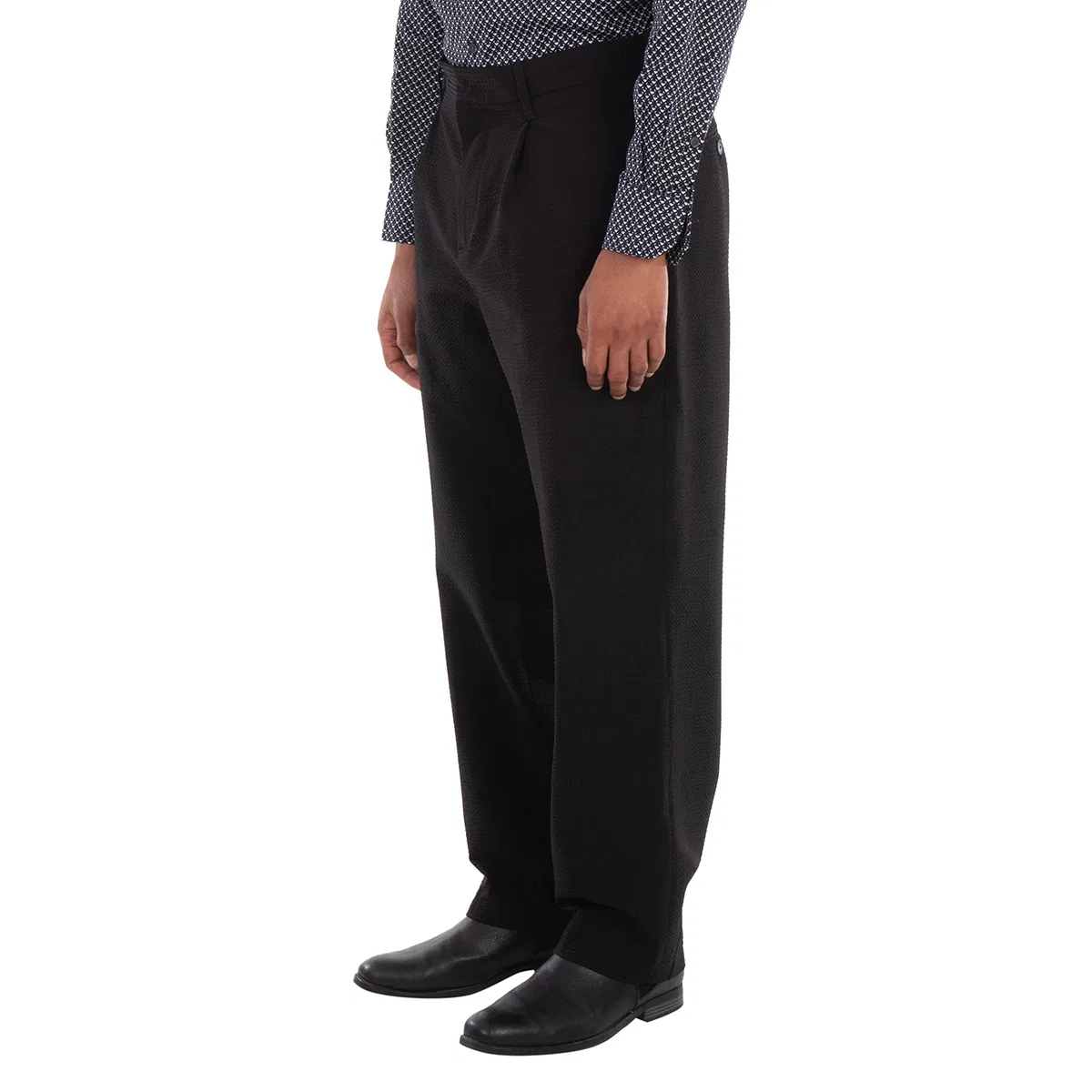 Брюки чинос с защипами на талии Seersucker Pleated-Waist Chinos Pants Emporio Armani, Nero — фото 2