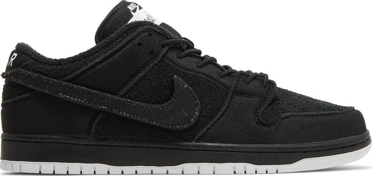

Кроссовки Nike Gnarhunters x Dunk Low SB 'Black', черный