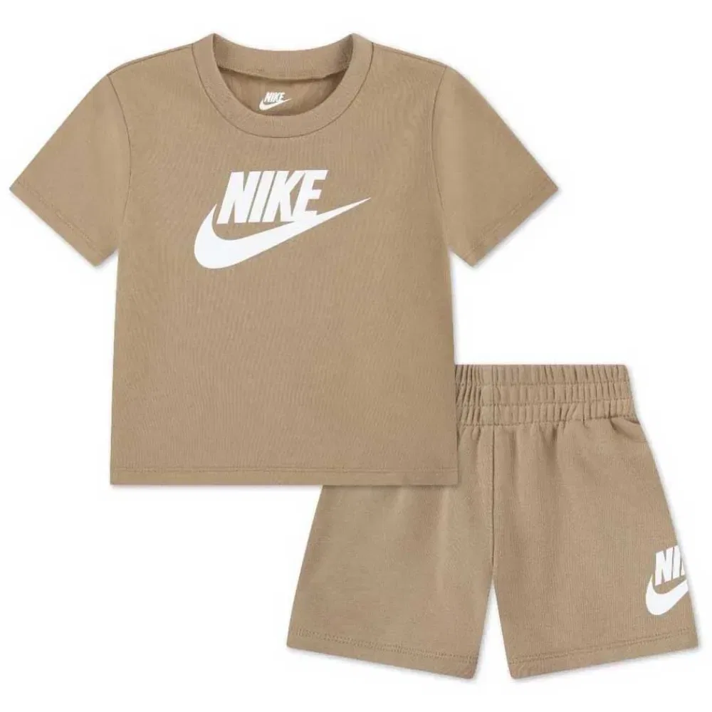 Комплект футболка и шорты Nike Club, бежевый