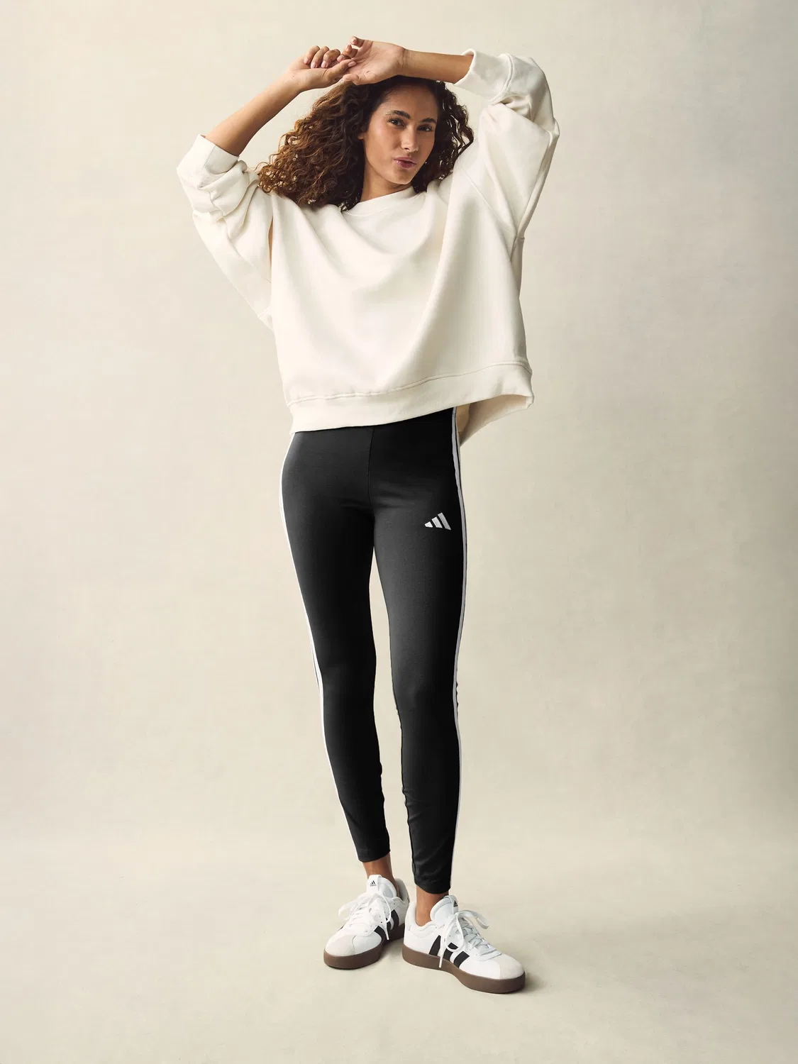 Леггинсы с 3-Stripes, Essential adidas, черно-белые — фото 4