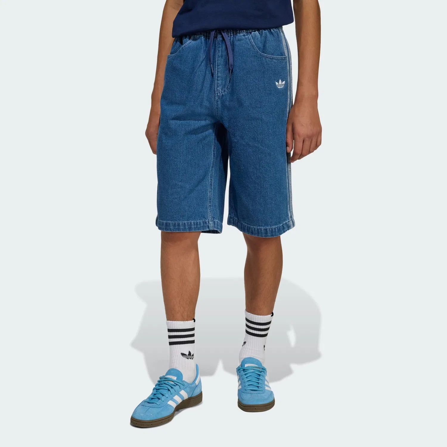 Джинсы Adidas Originals свободного кроя цвет опаловый, синий деним — фото 2