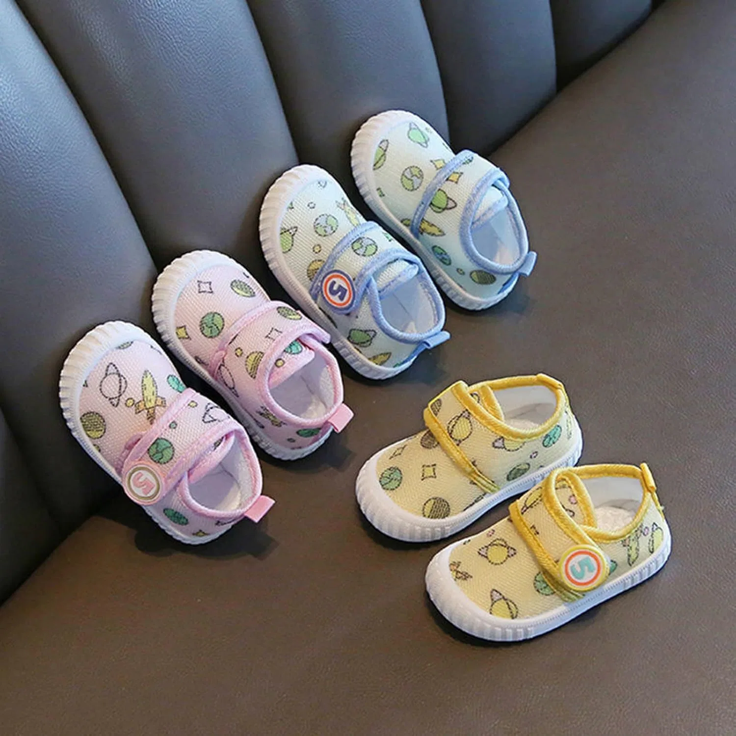 Детские кроссовки для девочек с нескользящей подошвой Calling Shoes, Pink — фото 3