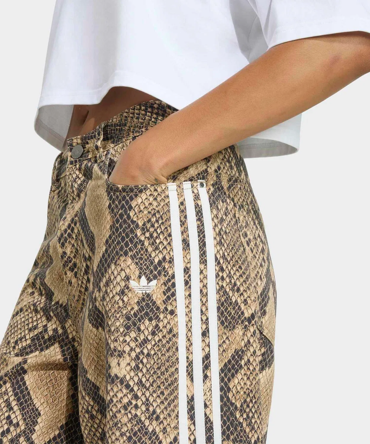 Женские брюки свободного кроя с принтом Змея Denim Loose Pants Adidas Originals, Beige — фото 3