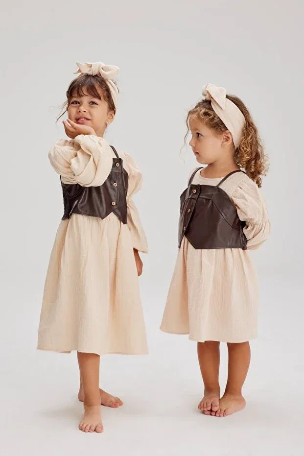Детское платье для девочек с принтом Balloon Sleeve Midi Length Leather Vest Dress Including Bandana Lolliboomkids, Camel