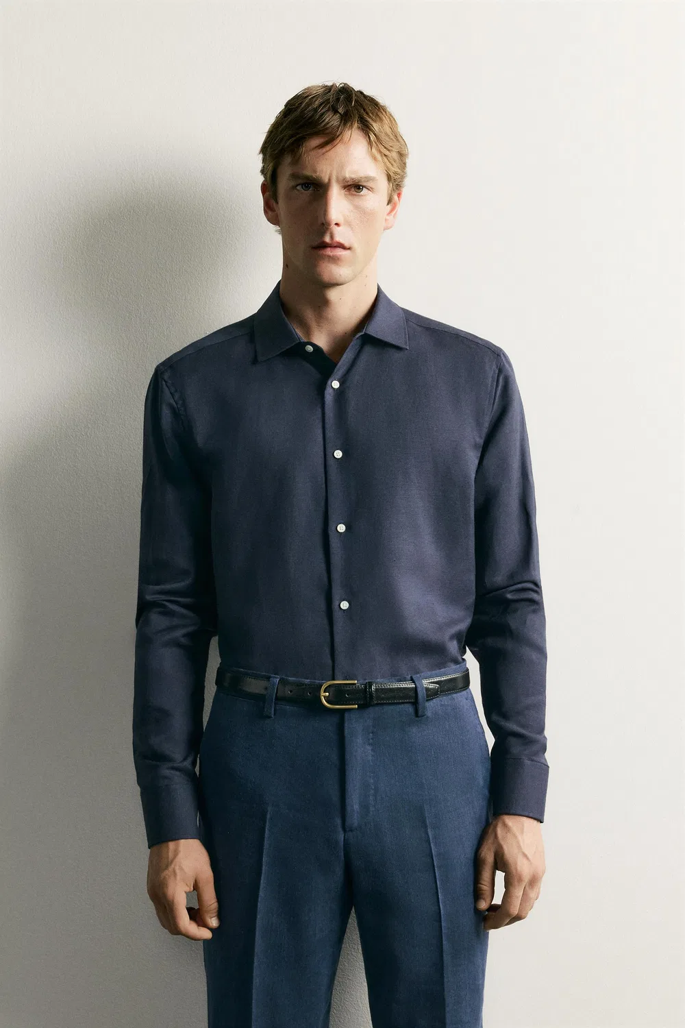 Рубашка из льна и лиоцелла, стандартного кроя. ZARA, Navy blue — фото 2