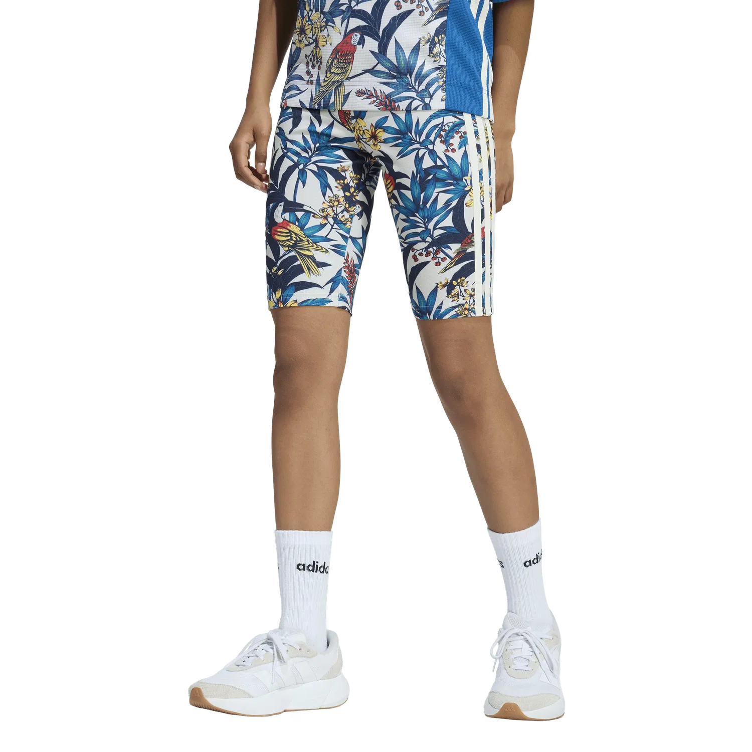 Женские короткие шорты Adidas, белый — фото 2