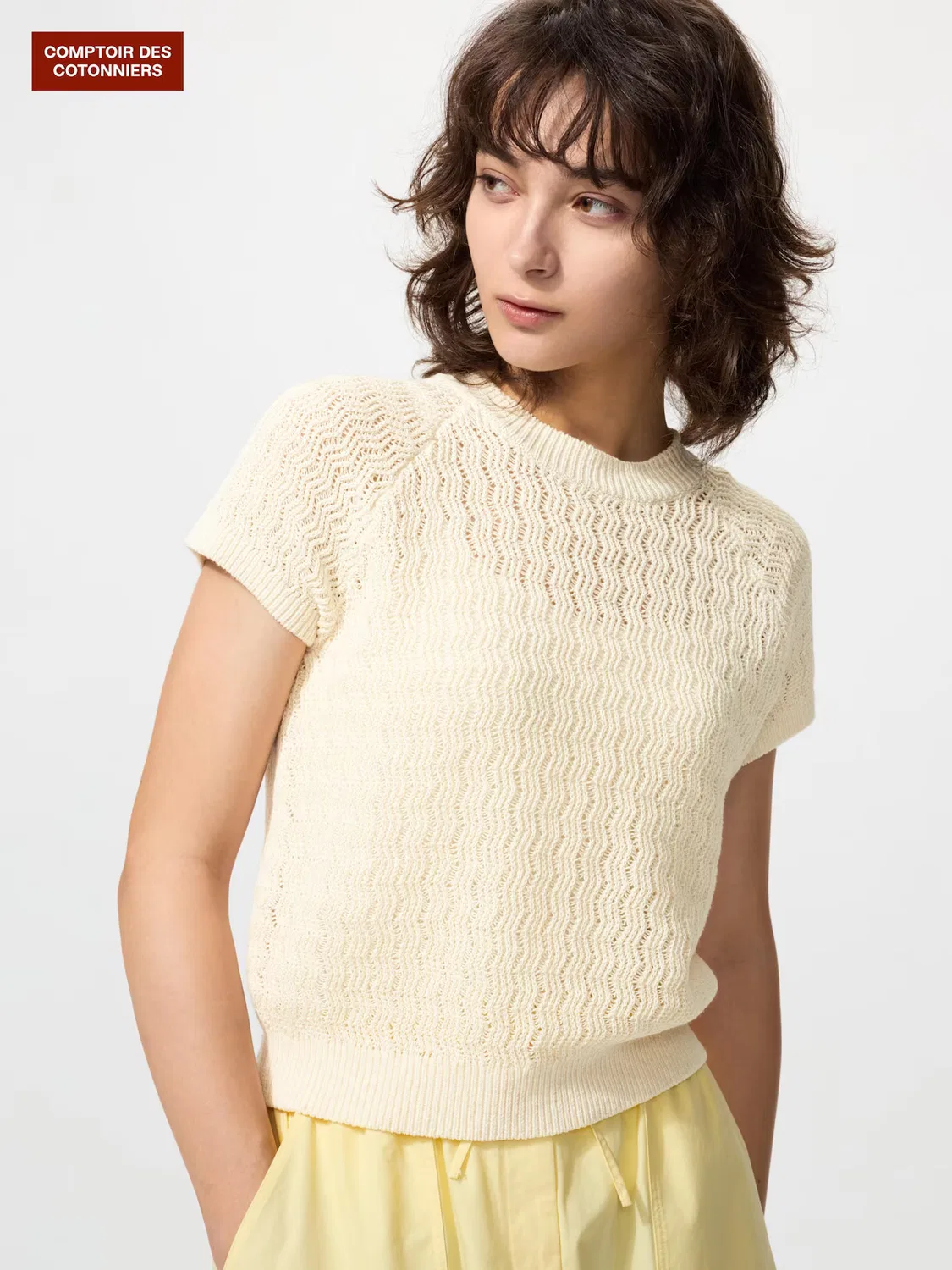 Свитер Uniqlo, льняной, с круглым вырезом, кремовый
