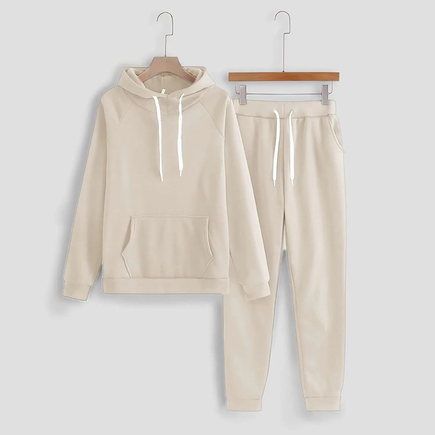 Женский спортивный комплект из худи и джоггеров, Oversized Hoodie with Pockets, бежевый — фото 2