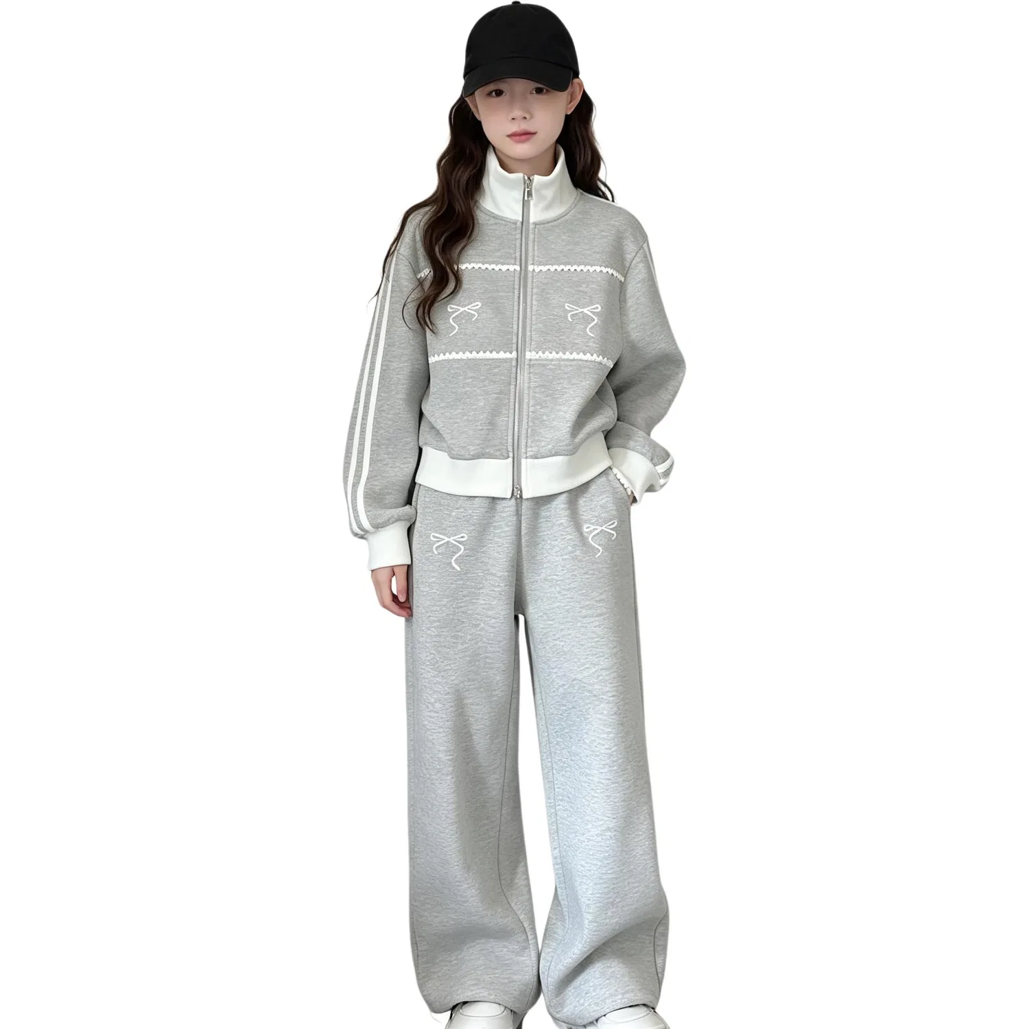 Детский спортивный комплект с воротником-стойкой MADALLO, Gray Two-Piece Set