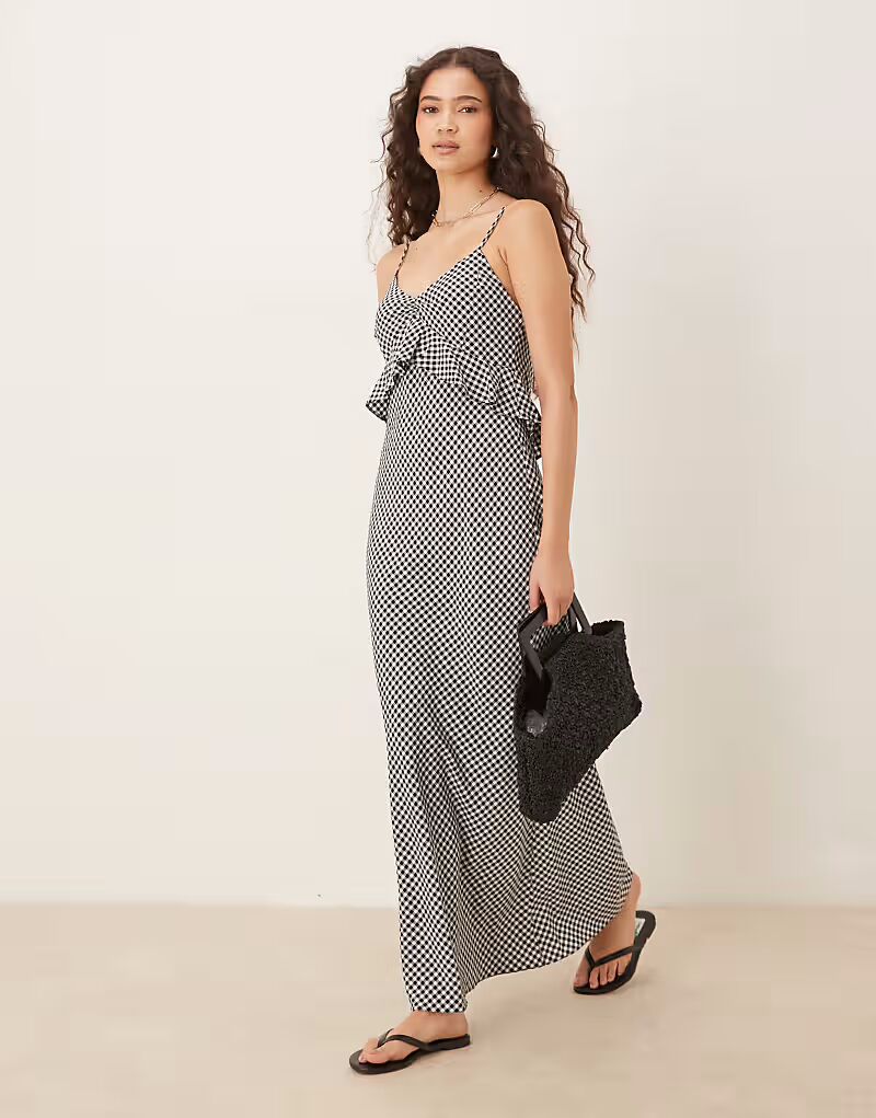 

Платье макси с лифом на бретелях в черно-белую клетку Asos Design