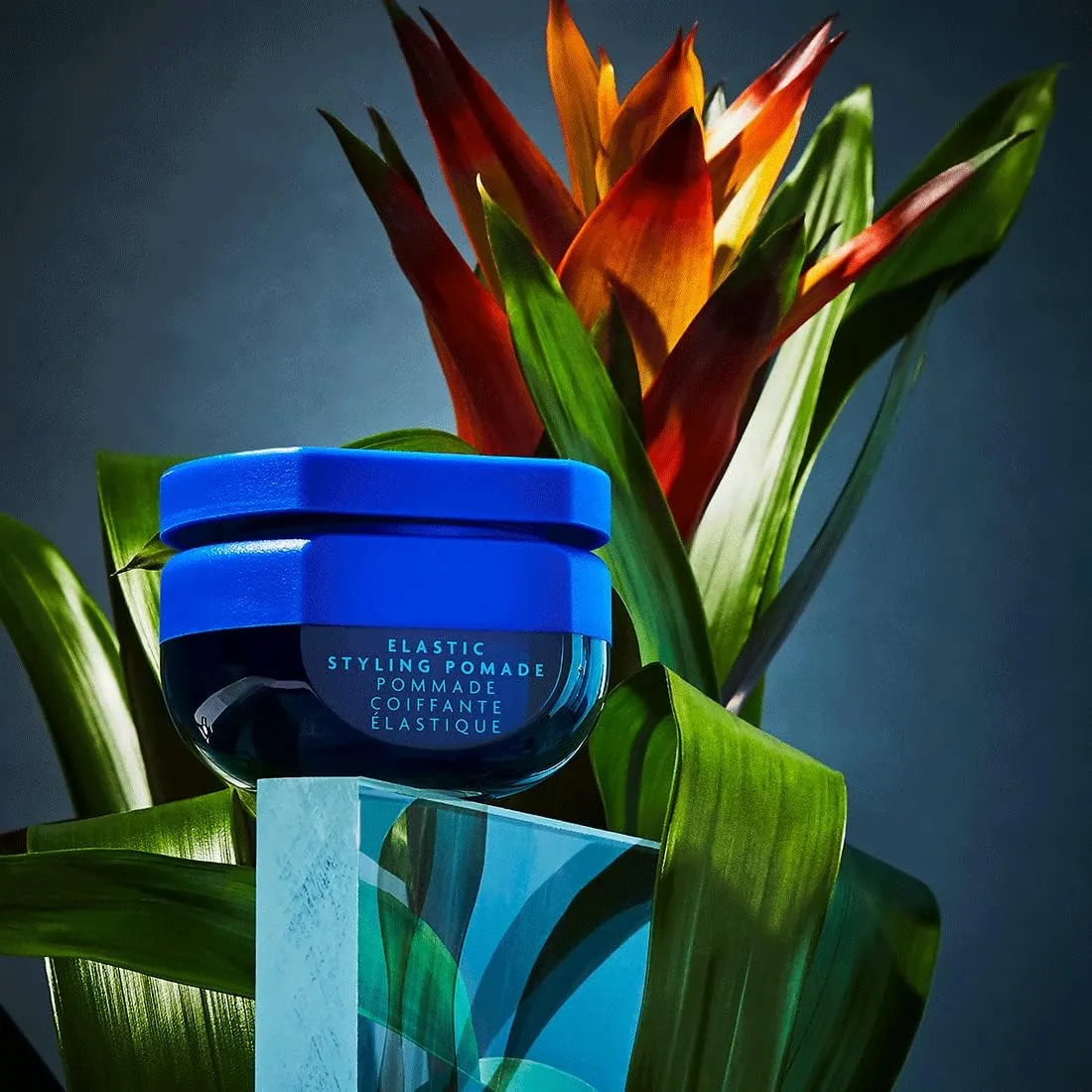 R+Co BLEU Elastic Styling Pomade для текстуры и объема, гибкая фиксация для коротких и длинных волос, 48 г — фото 4