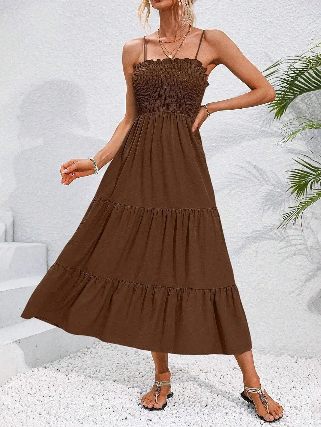 Женское макси-платье на бретелях с воланами Casual, Brown — фото 4