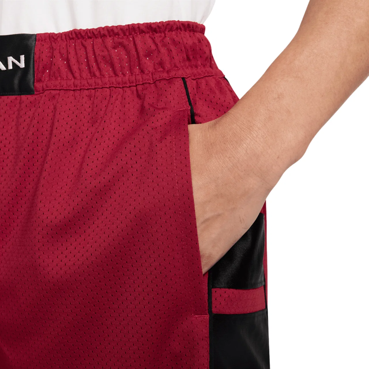 Мужские шорты Mesh Brooklyn Cat Scratch Jordan, цвет Gym Red/Black — фото 4