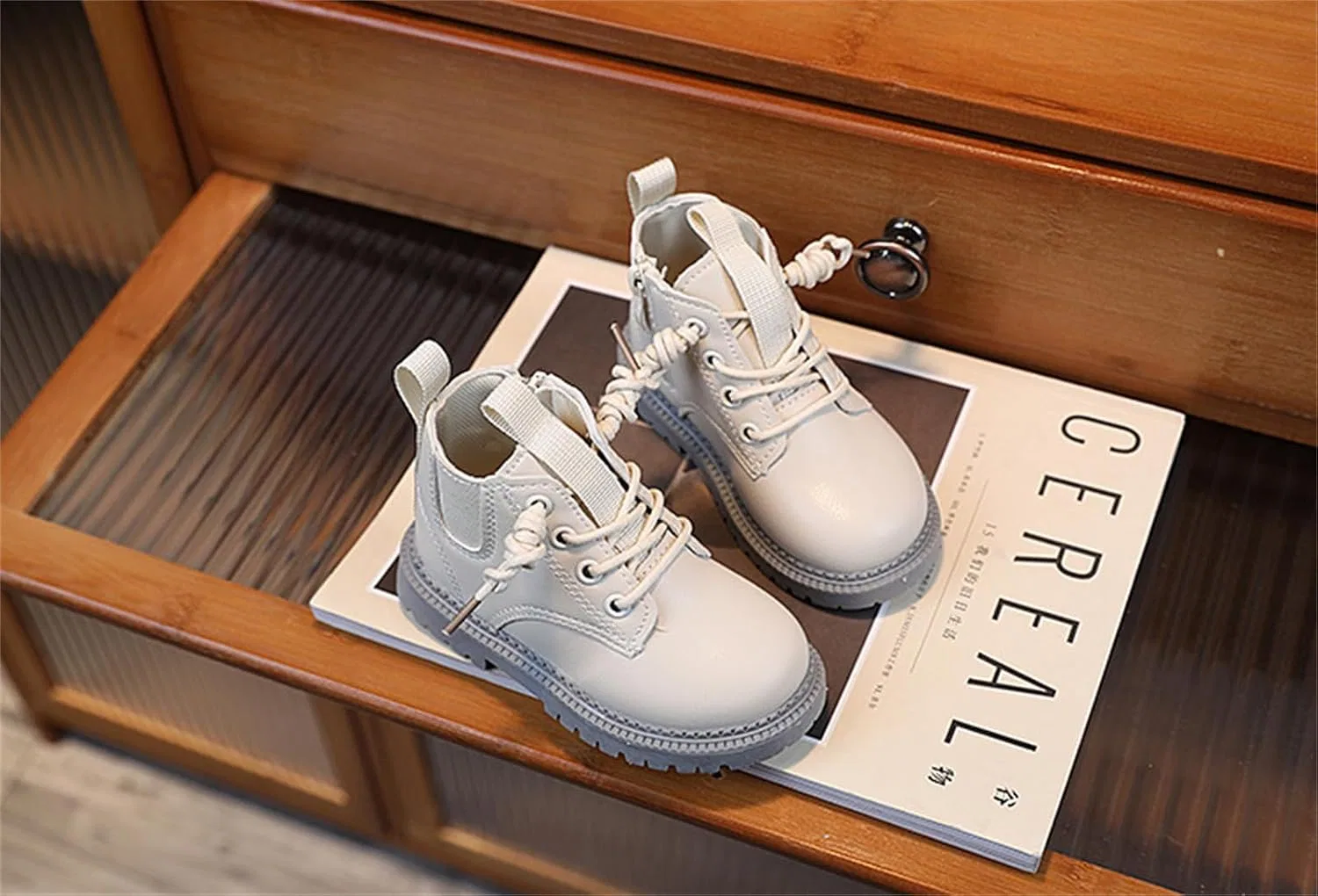Детские сапоги для девочек с боковой молнией He&Yingmin, Beige — фото 4
