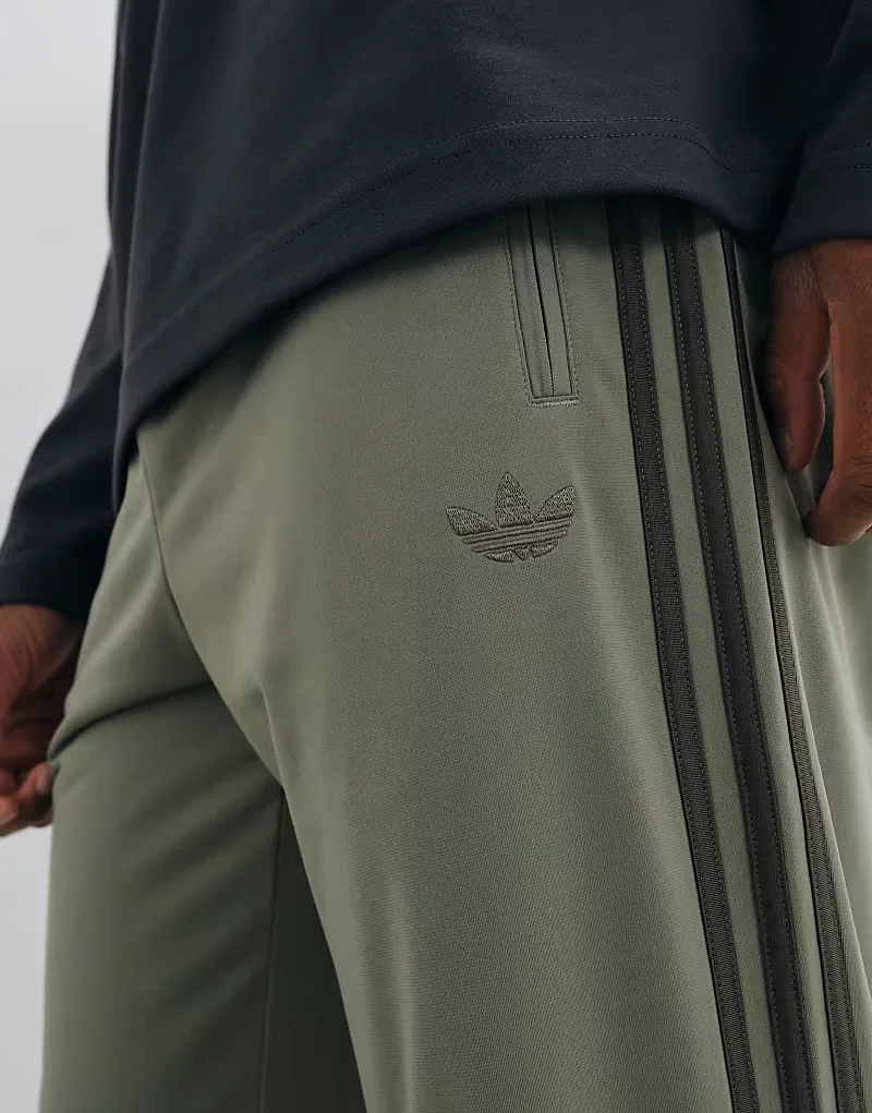 Спортивные брюки Adidas Originals Firebird серебристая галька — фото 3