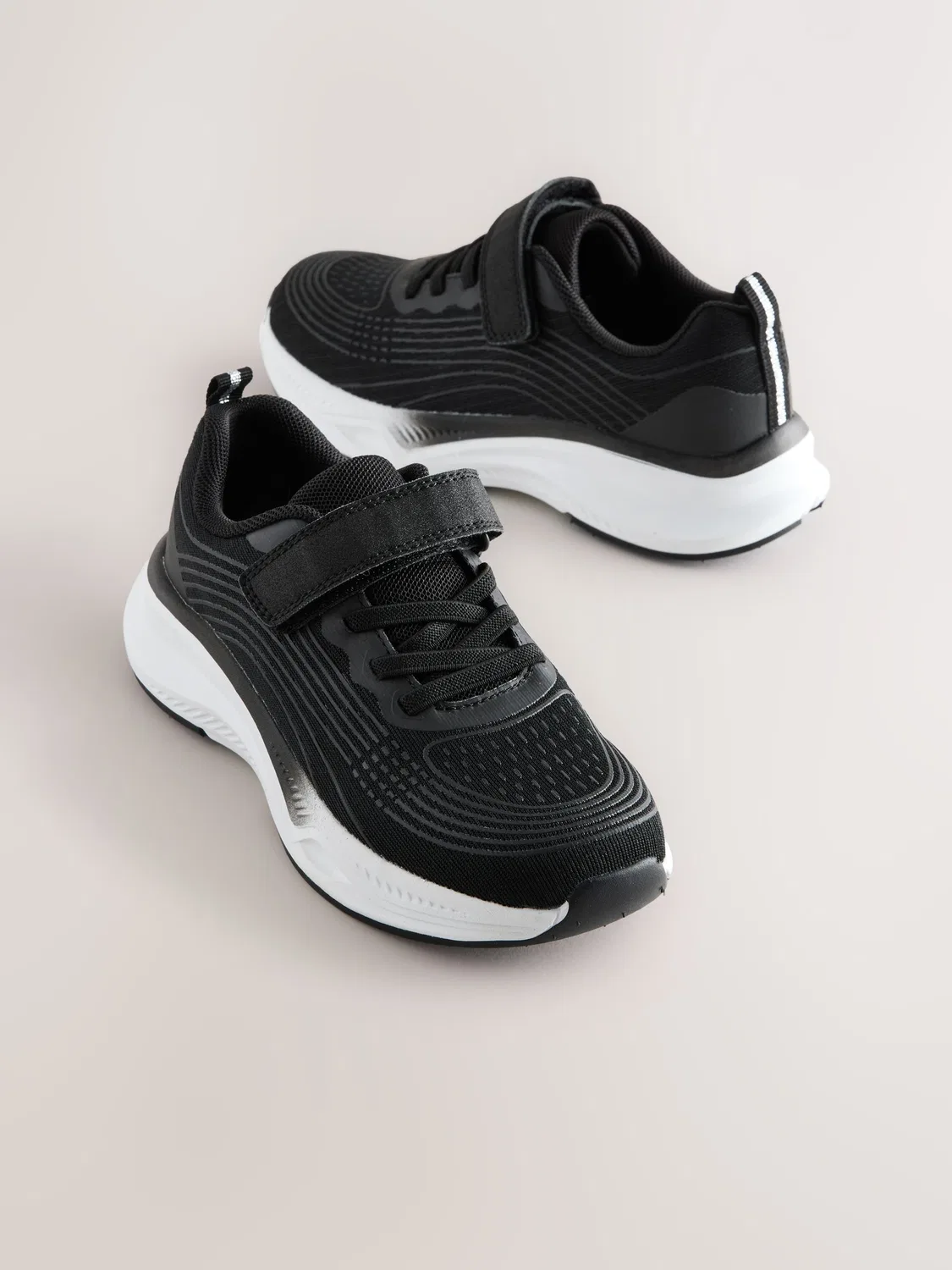 Кроссовки на шнурках, Black/White Next