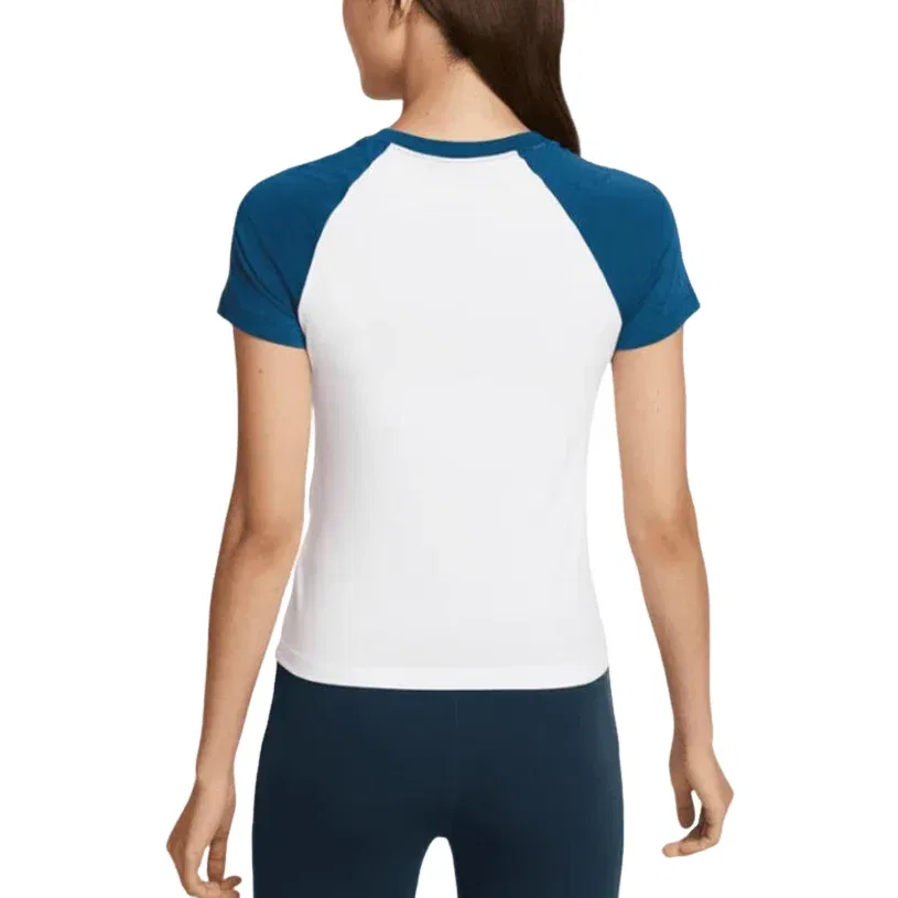 Женская футболка Sportswear Chill Knit Slim Graphic T-Shirt 'White Blue Force' Nike, White/Blue Force — фото 4