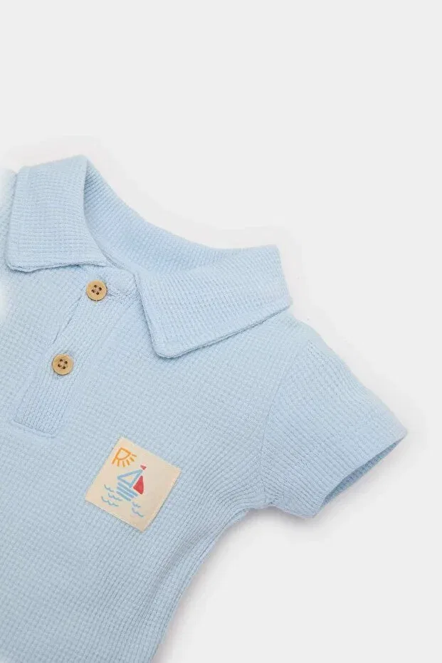 Детское боди для мальчиков с принтом Polo collar printed waffle short sleeve snap fastener bodysuit baby boy newborn e7935a525sm Defacto, Blue-Be343 — фото 2
