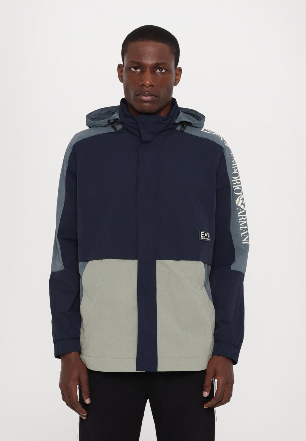 

Легкая куртка BLOUSON JACKET EA7 Emporio Armani, синий