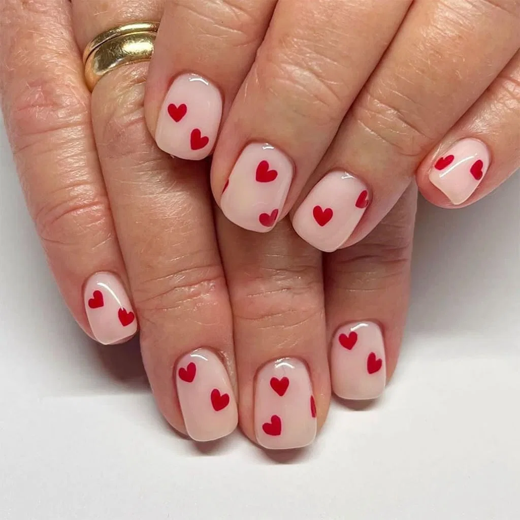 Накладные ногти «Valentine's Day» с сердечками от XAGMODSHN Xagmodshn